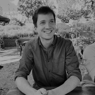 Tom Calf, Client Manager 