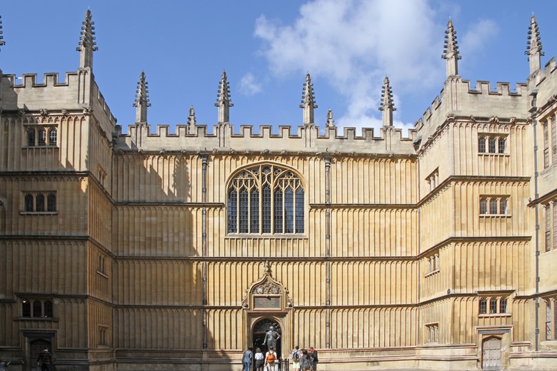 A Guide to Oxbridge Admissions Tests